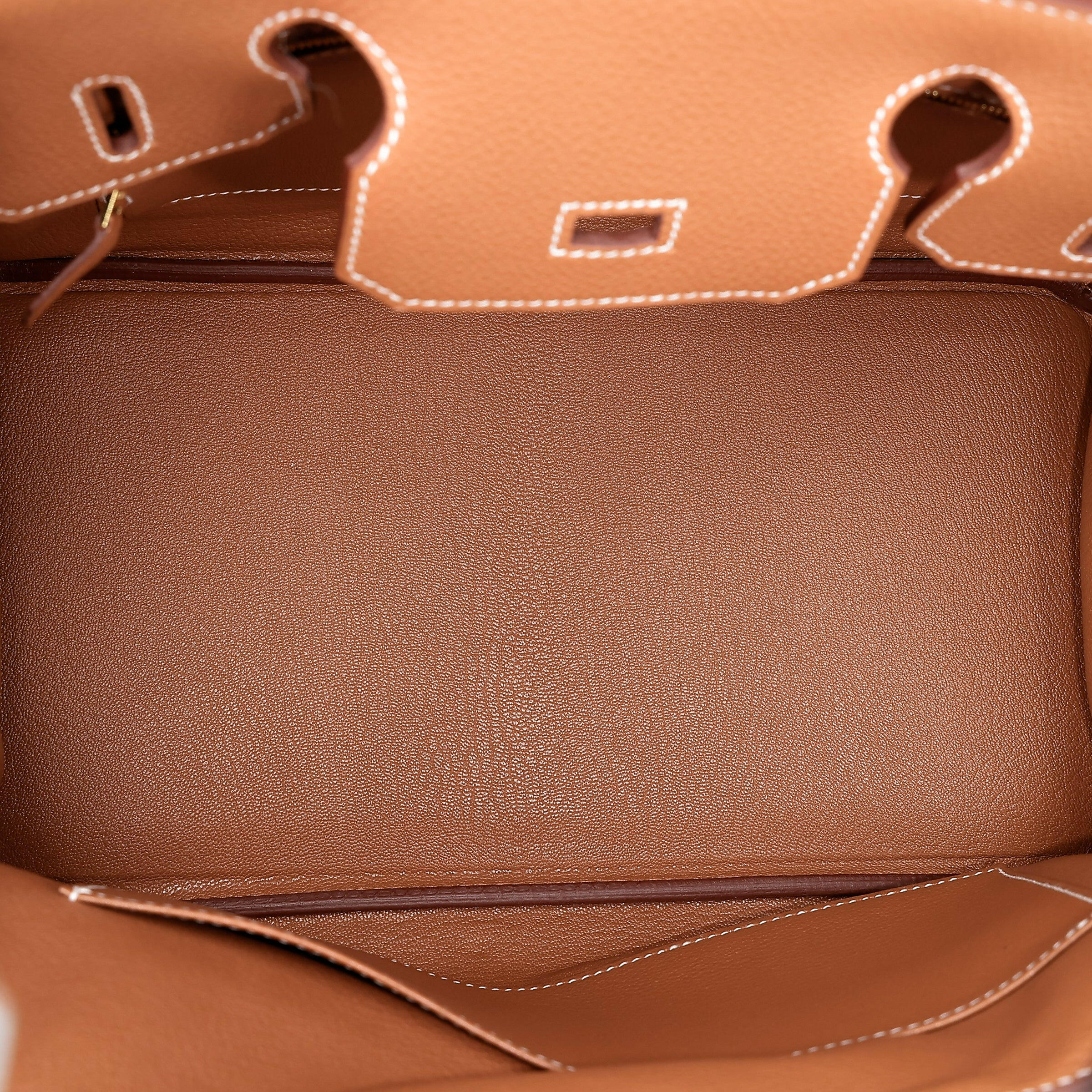 Hermès Birkin 30 Gold.