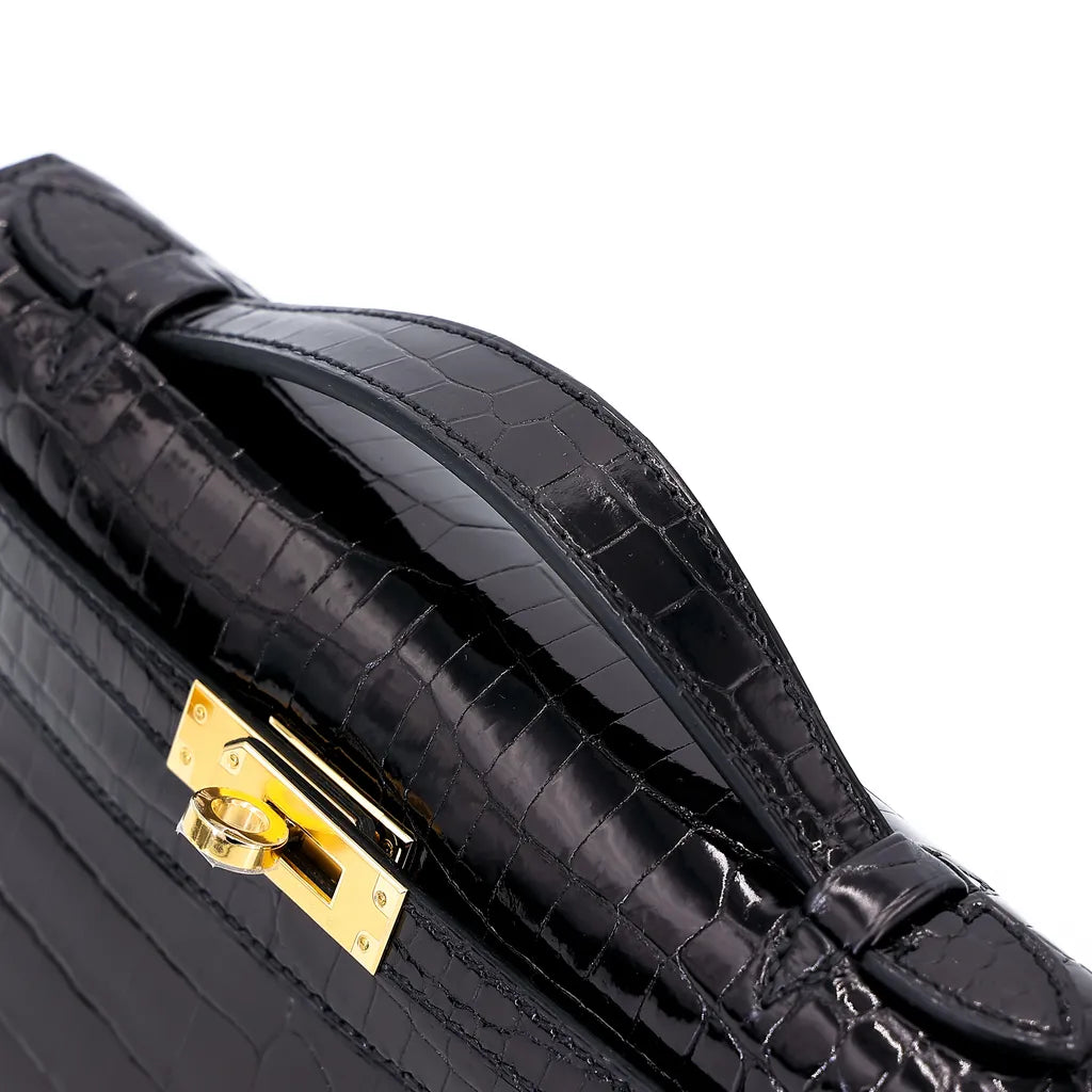 Hermès Kelly Pochette Crocodile.