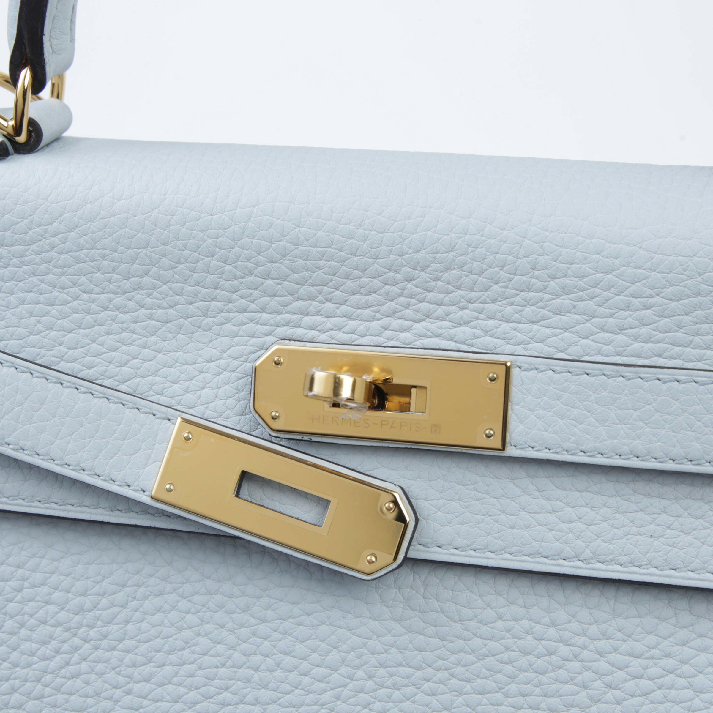Hermès Kelly 28 Bleu Pale.