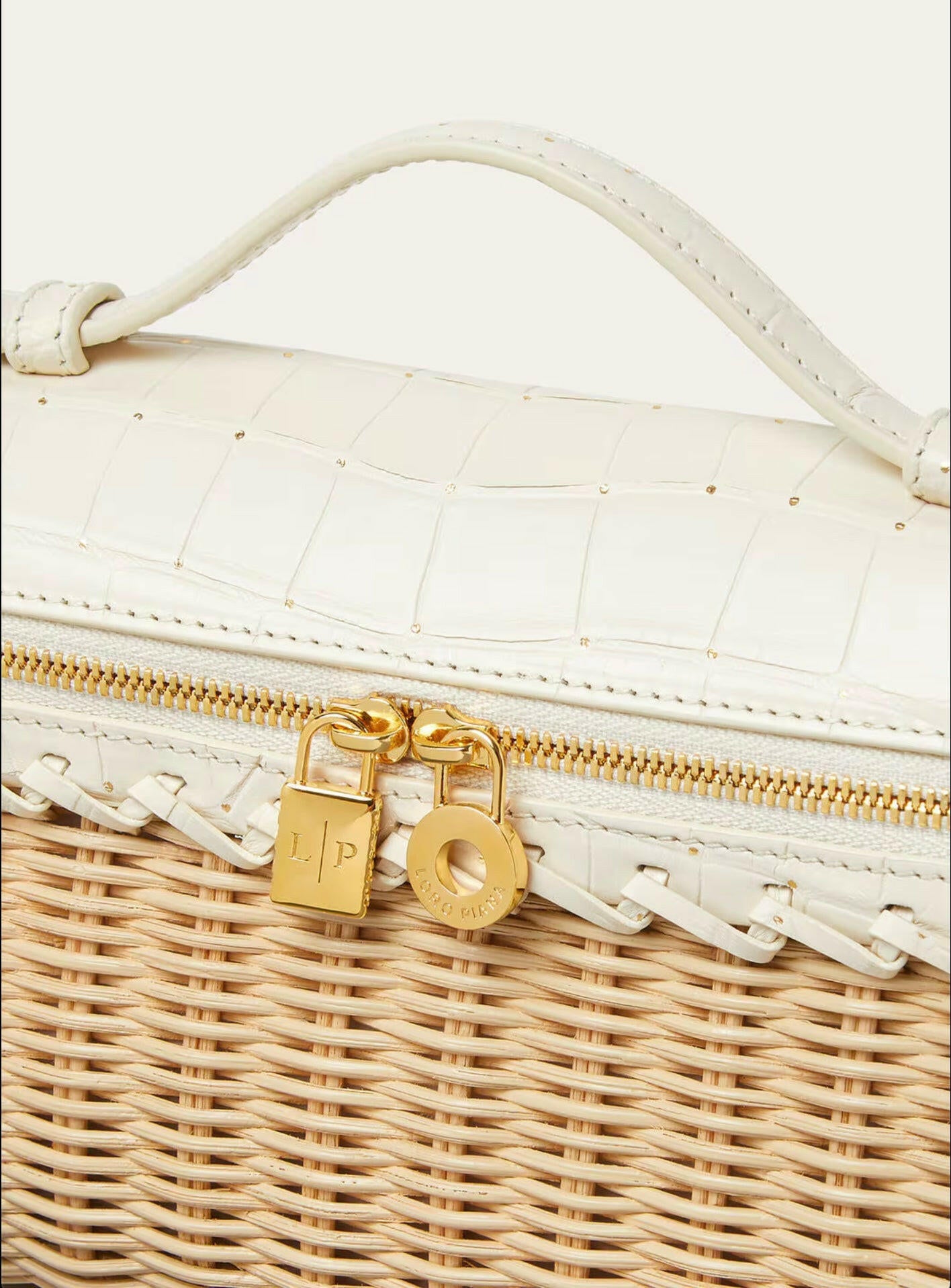Loro Piana Extra Pocket L19.