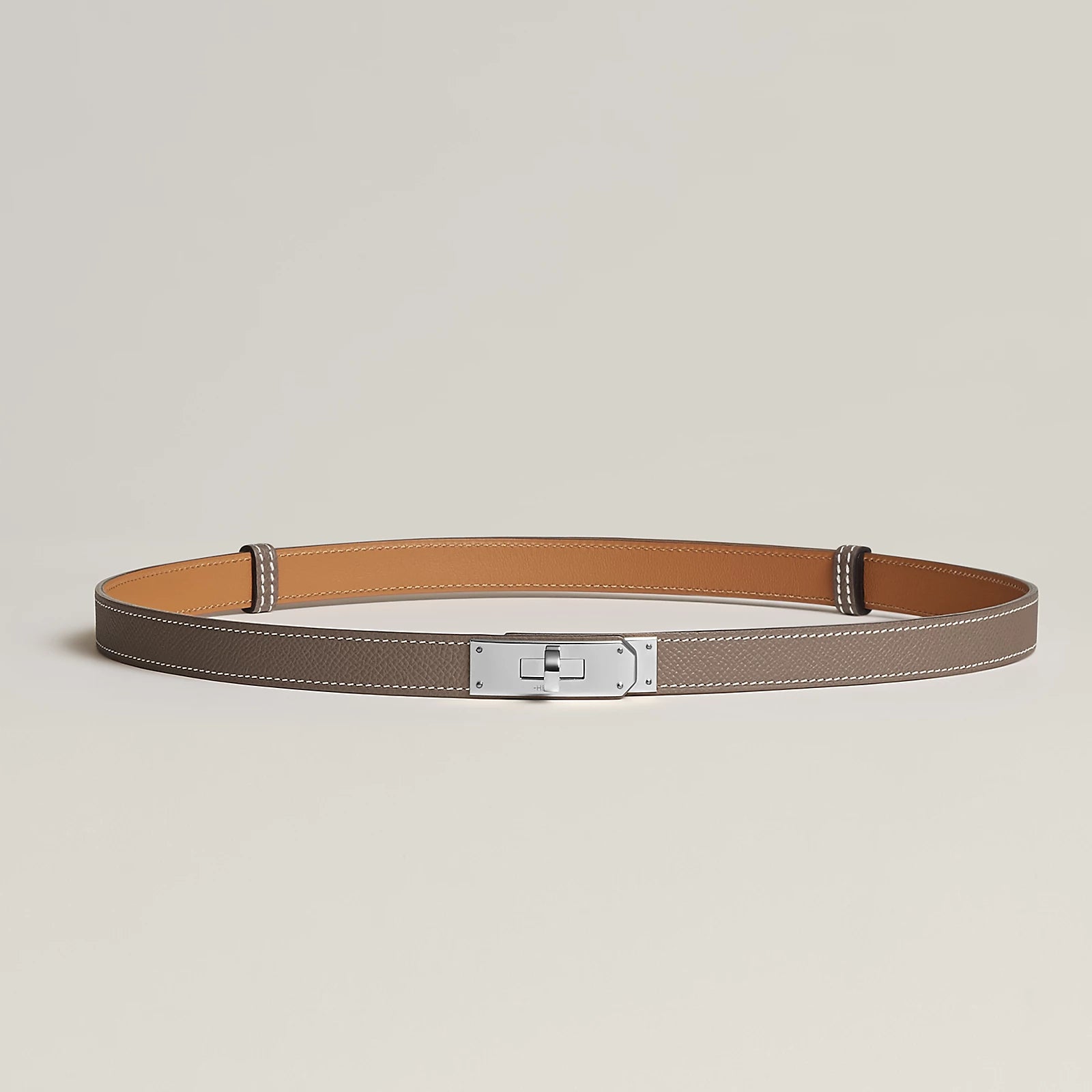 Hermès Kelly belt.
