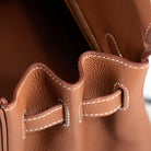 Hermès Birkin 30 Gold.