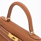 Hermès kelly 28 Gold.