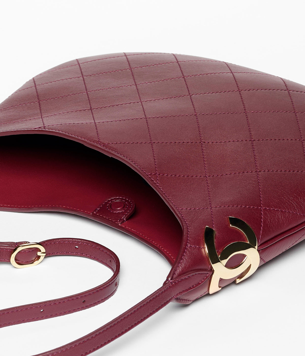 Chanel Hobo Handbag Dark Burgundy