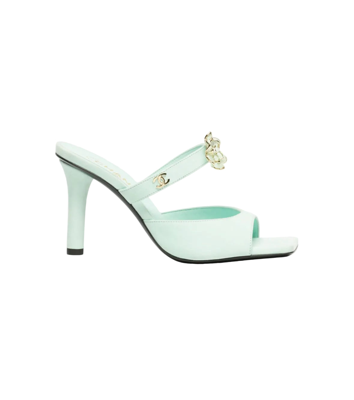 Mint green high-heeled sandal with decorative chain on a white background